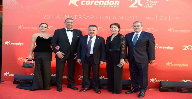 CORENDON AİRLİNES 20.YILINI KUTLADI