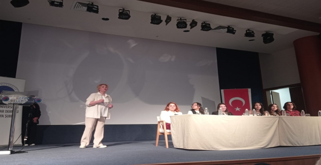 GENÇLİK, ATA’SININ HİTABESİNE SAHİP ÇIKIYOR
