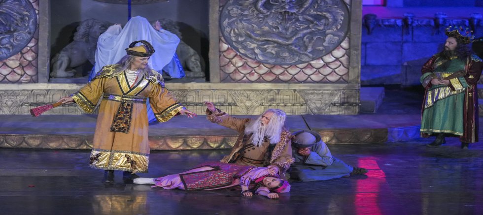 ANTALYA ASPENDOS FESTİVALİ'NE GÖRKEMLİ AÇILIŞ