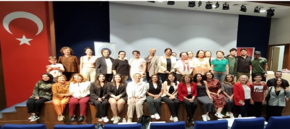 GENÇLİK, ATA’SININ HİTABESİNE SAHİP ÇIKIYOR